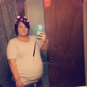 Meet your Posher, Alexis